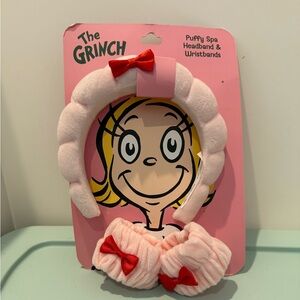 Adorable The Grinch Puffy Spa Headband & Wristbands Set- NWT